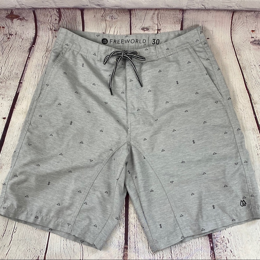 Free world board shorts size 30